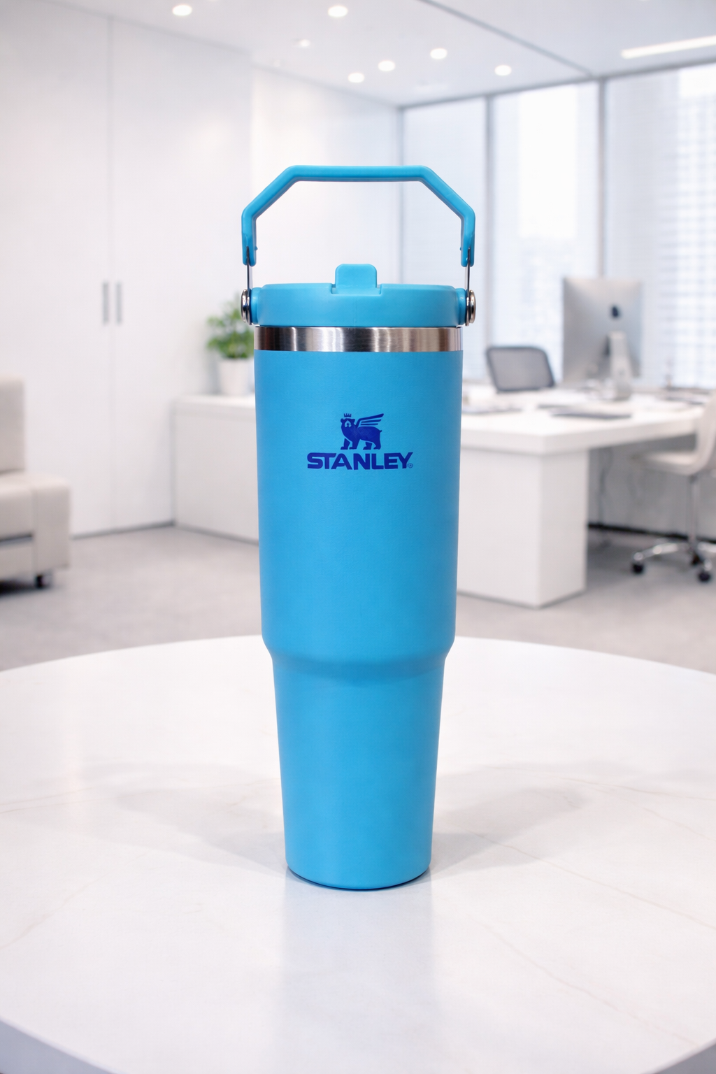 Premium 30oz (900ml) Insulated Flip Straw Tumbler – Leakproof Stainless Steel Travel Mug with Handle