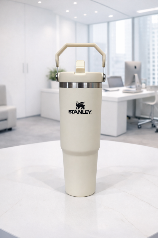 Premium 30oz (900ml) Insulated Flip Straw Tumbler – Leakproof Stainless Steel Travel Mug with Handle